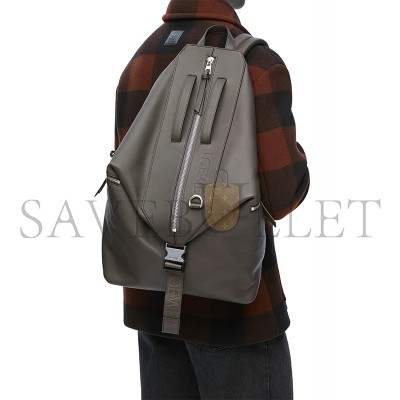LOEWE CONVERTIBLE BACKPACK IN CLASSIC CALFSKIN B777W36X03-1220 (50*40*20cm) LOEWE CONVERTIBLE BACKPACK IN CLASSIC CALFSKIN B777W36X03-1220 (50*40*20cm)